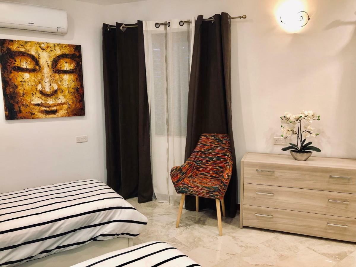Вілла Modern Maltese House Сліма Екстер'єр фото