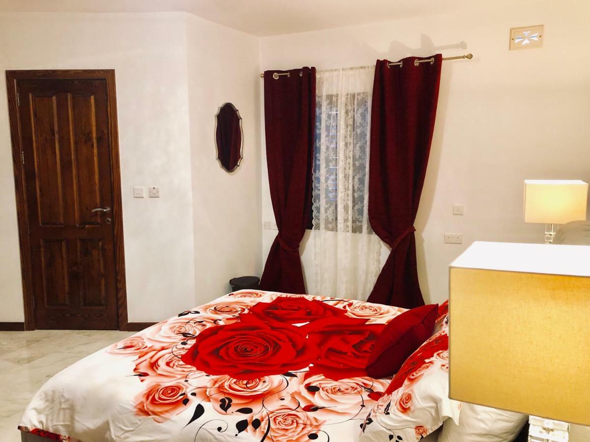 Вілла Modern Maltese House Сліма Екстер'єр фото